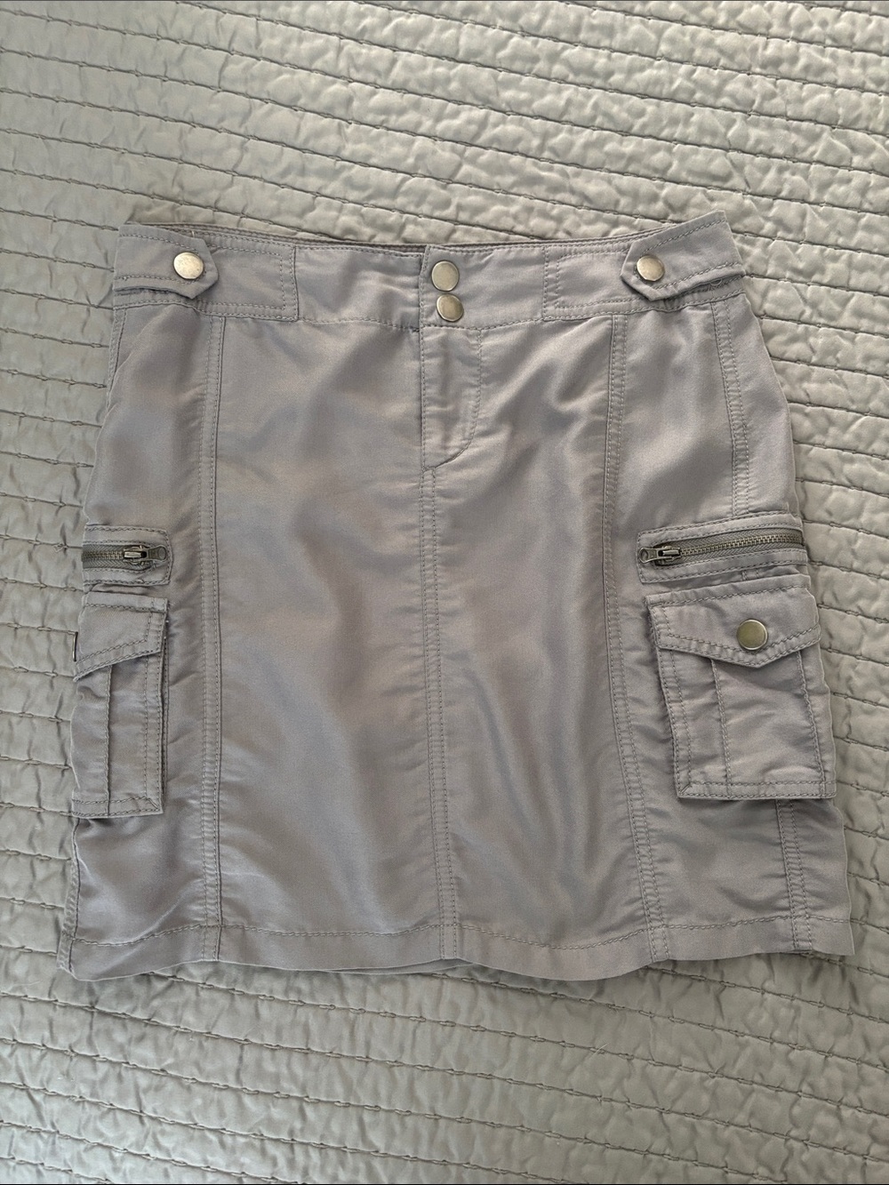 LOFT Light Gray Cargo Mini Skirt, 0P, EUC
